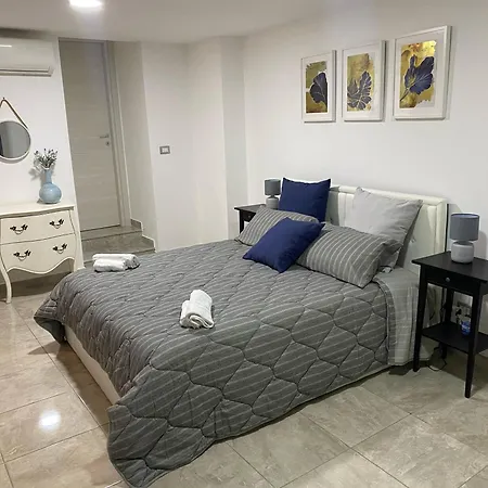 Mavi House Catania